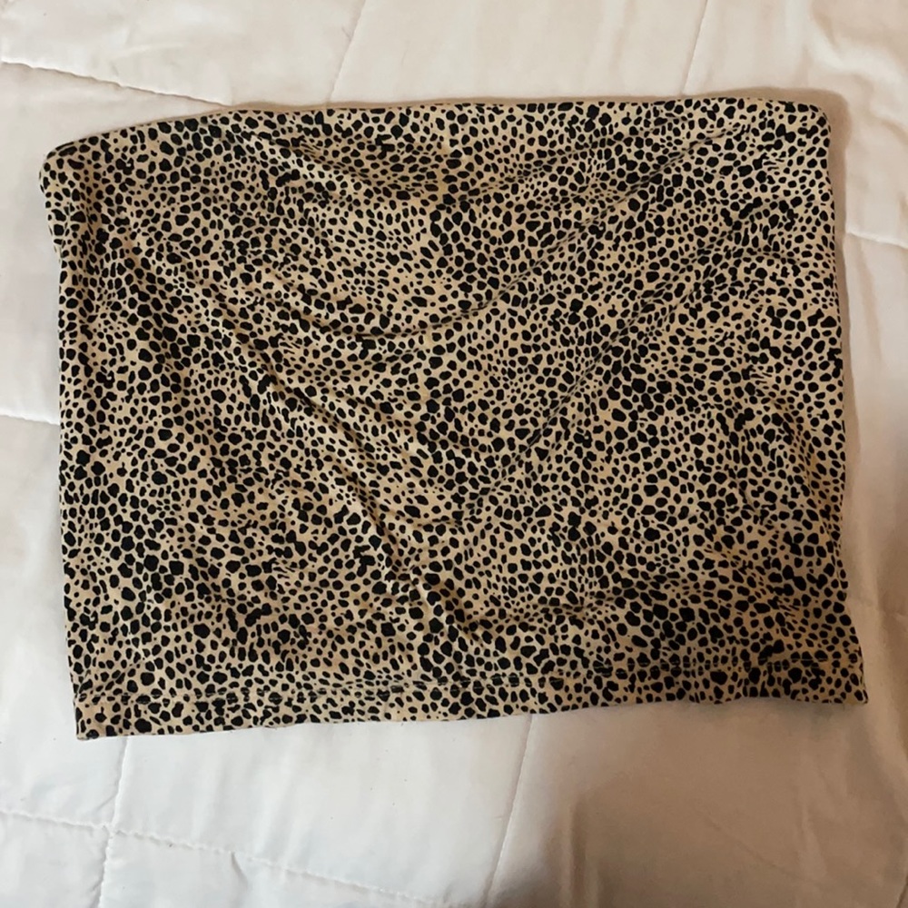 ⭐️AMERICAN EAGLE cheetah tub top⭐️